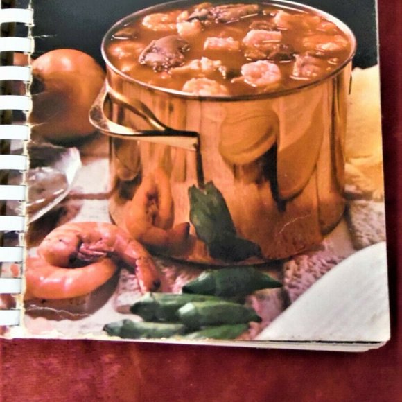 The Favorite Recipes of Home Economics Teachers Cookbook - 1970 comb bound - Picture 4 of 4